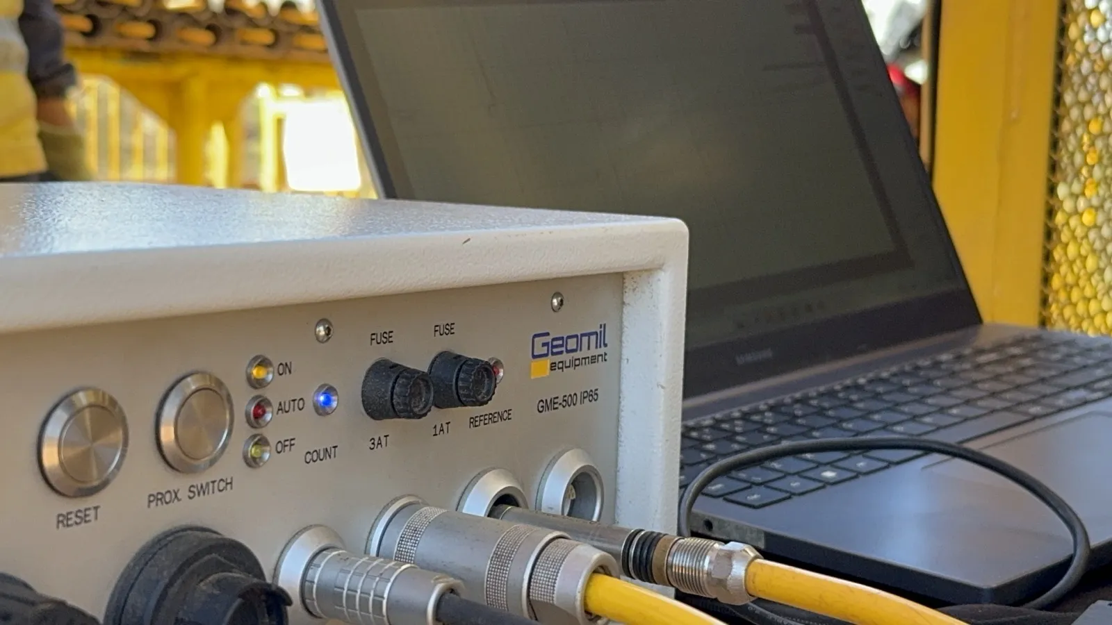 Data acquisition unit in the field